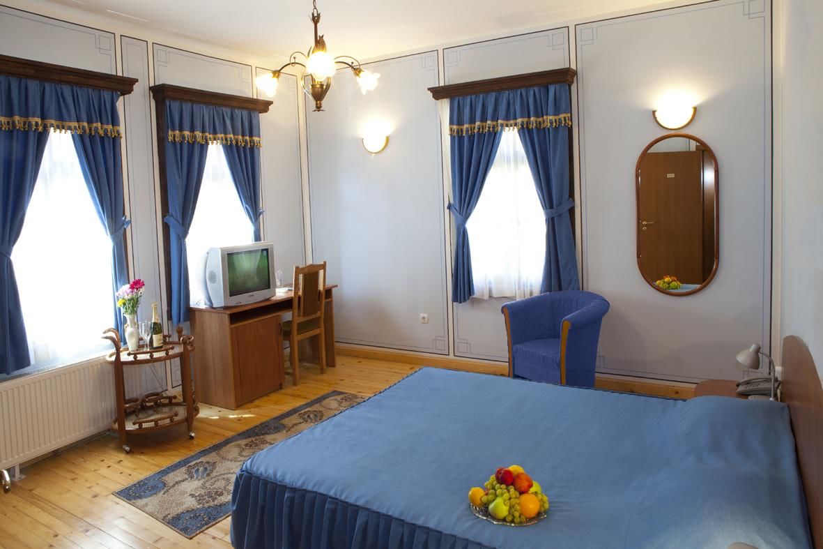 Отель Отель Бела Вила Пловдив-30